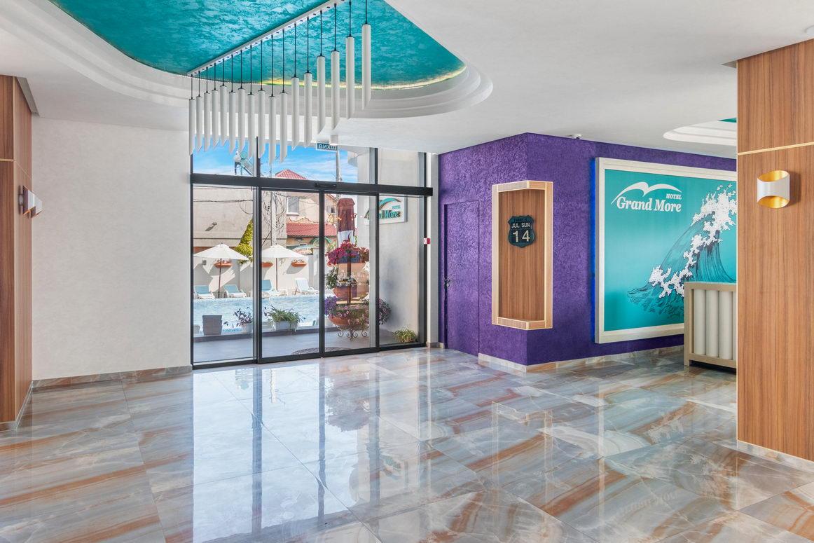 Hotel Grand More Zatoka Eksteriør billede